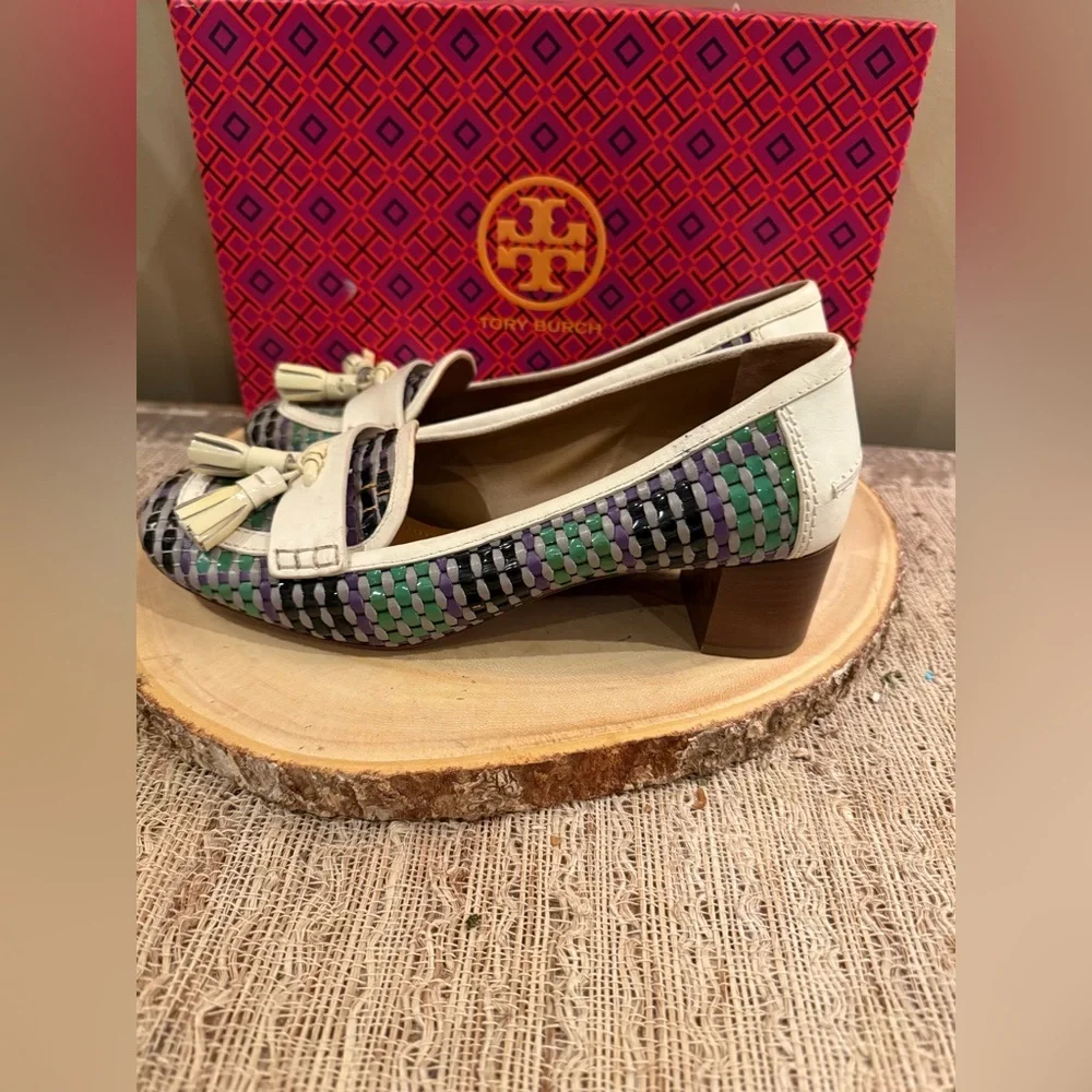 Tory Burch Careen 50MM Basket Weaved Leather Tassel  Loafer‎ Pumps Size 9.
